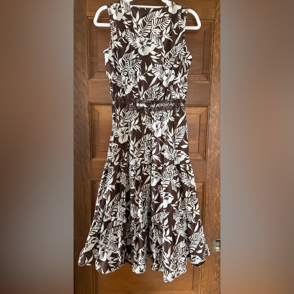 Vintage White Stag Tropical Print Vacation Dress 🤎 - Picture 5 of 5